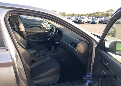 2023 Volkswagen Jetta 1.5T Se from USA, damaged, VIN 3VW7M7BU4PM051355